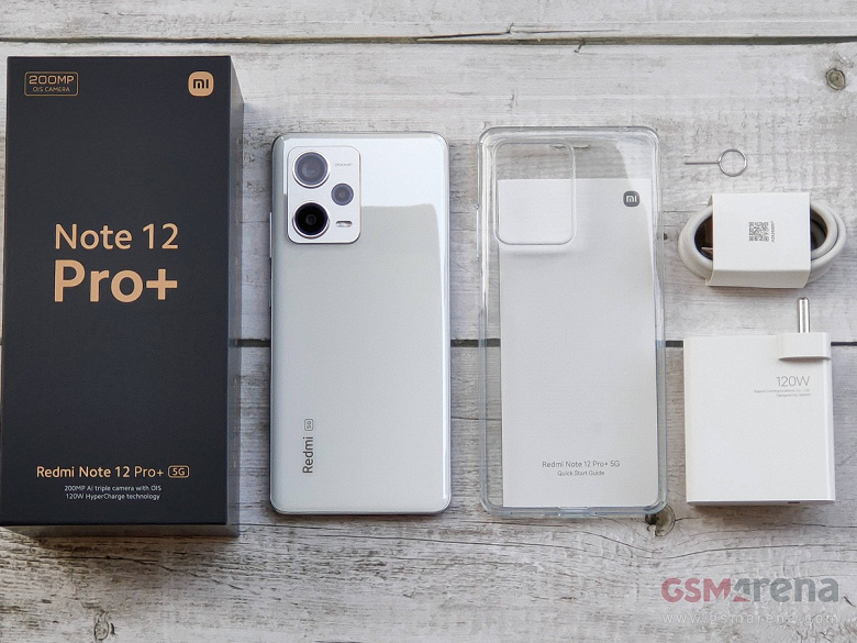 Redmi Note 12 Pro+ готов выйти за пределы Китая. Он сохранил 200-мегапиксельную камеру, зарядку 120 Вт и экран AMOLED 120 Гц